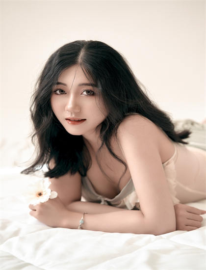 最近免费观看MV免费版_快播高清影院_十部颜色满天星电影